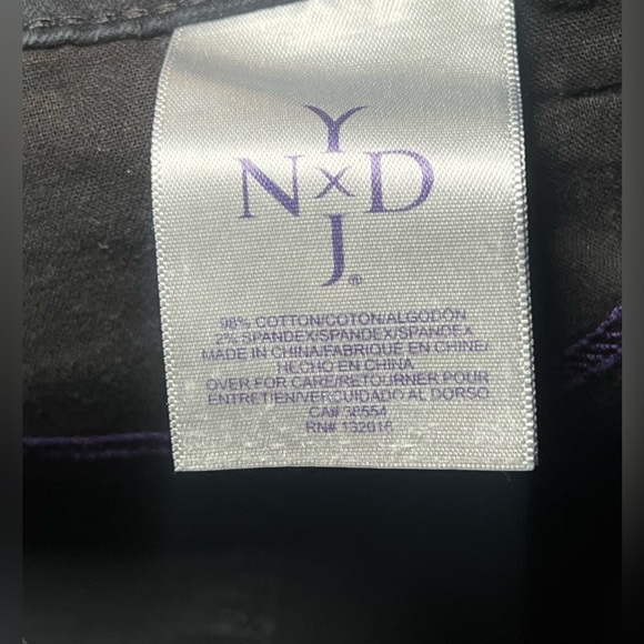 NYDJ Women's Black Cropped Denim Jeans, Size 6 - Picture 10 of 10